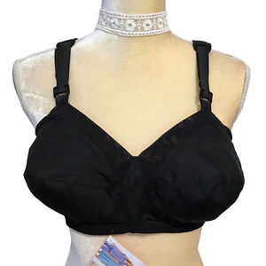 Exquisite Form NWT. Wirefree Bra Women 40B